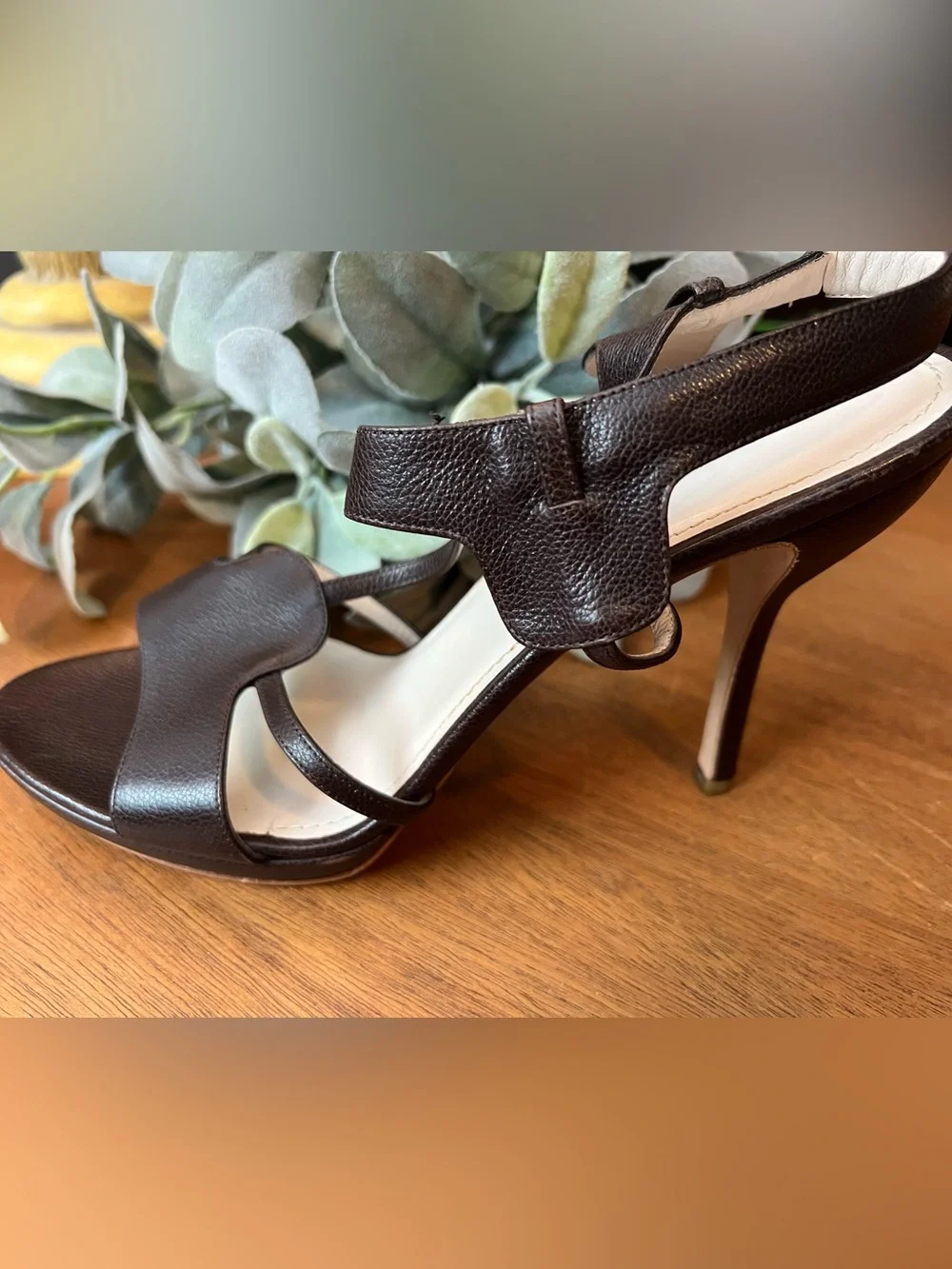 JIL SANDER Italy Brown Pebbled Leather Sandals Heel T Strap Y2K $378 Saks 5th